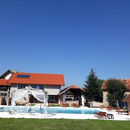 Hostel Majsic Otočac Esterno foto